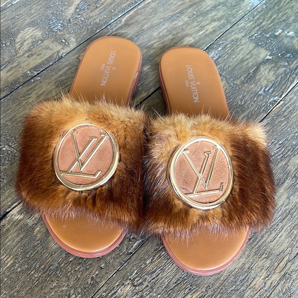 Louis Vuitton Brown Slippers with Plush Fur Trim